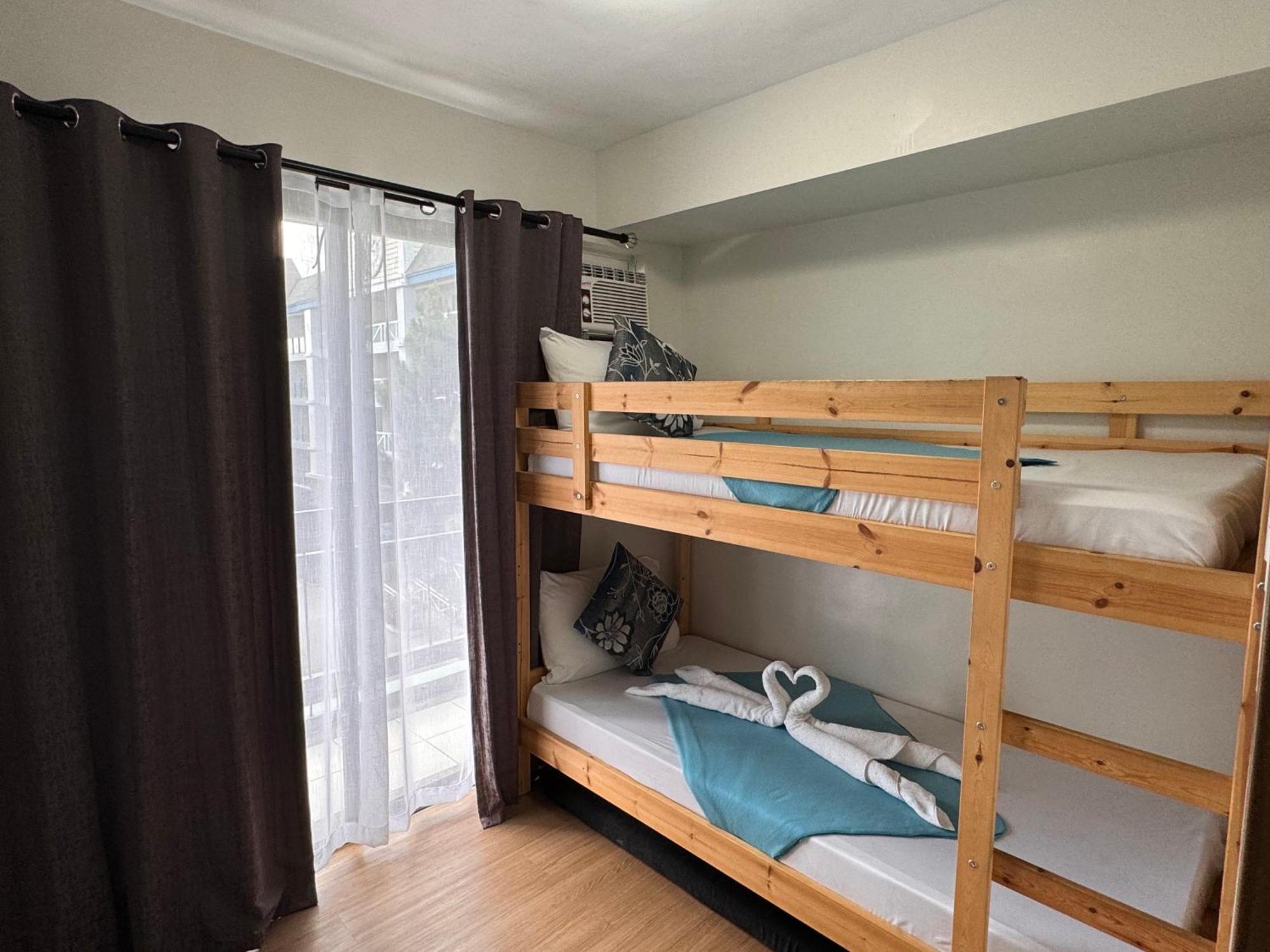Cozyvilla At Pine Suites Tagaytay 2Br Or Studio With Free Parking 2Br In Basement Parking And Studio In Offsite Parking Tagaytay City Eksteriør bilde