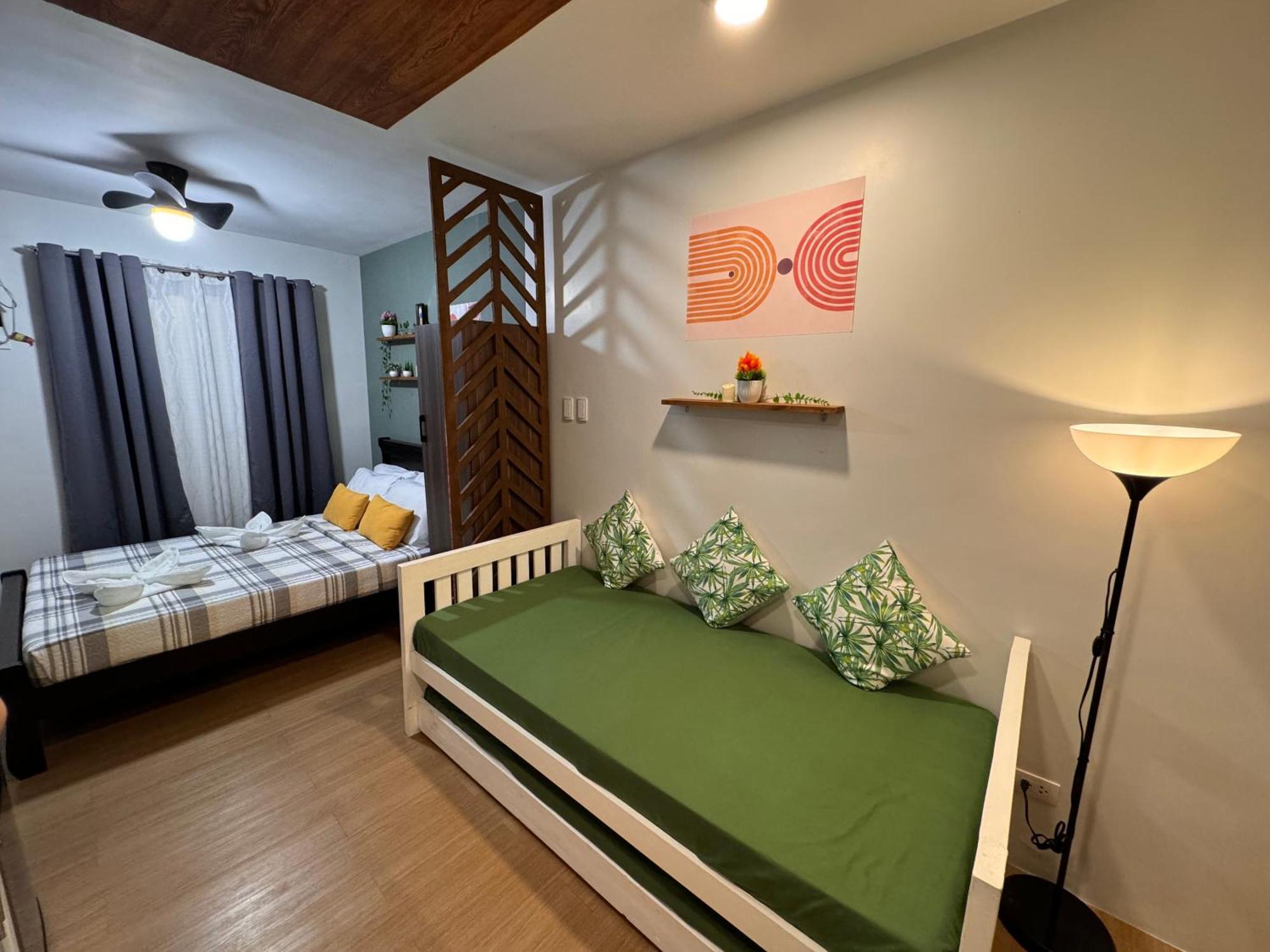 Cozyvilla At Pine Suites Tagaytay 2Br Or Studio With Free Parking 2Br In Basement Parking And Studio In Offsite Parking Tagaytay City Eksteriør bilde