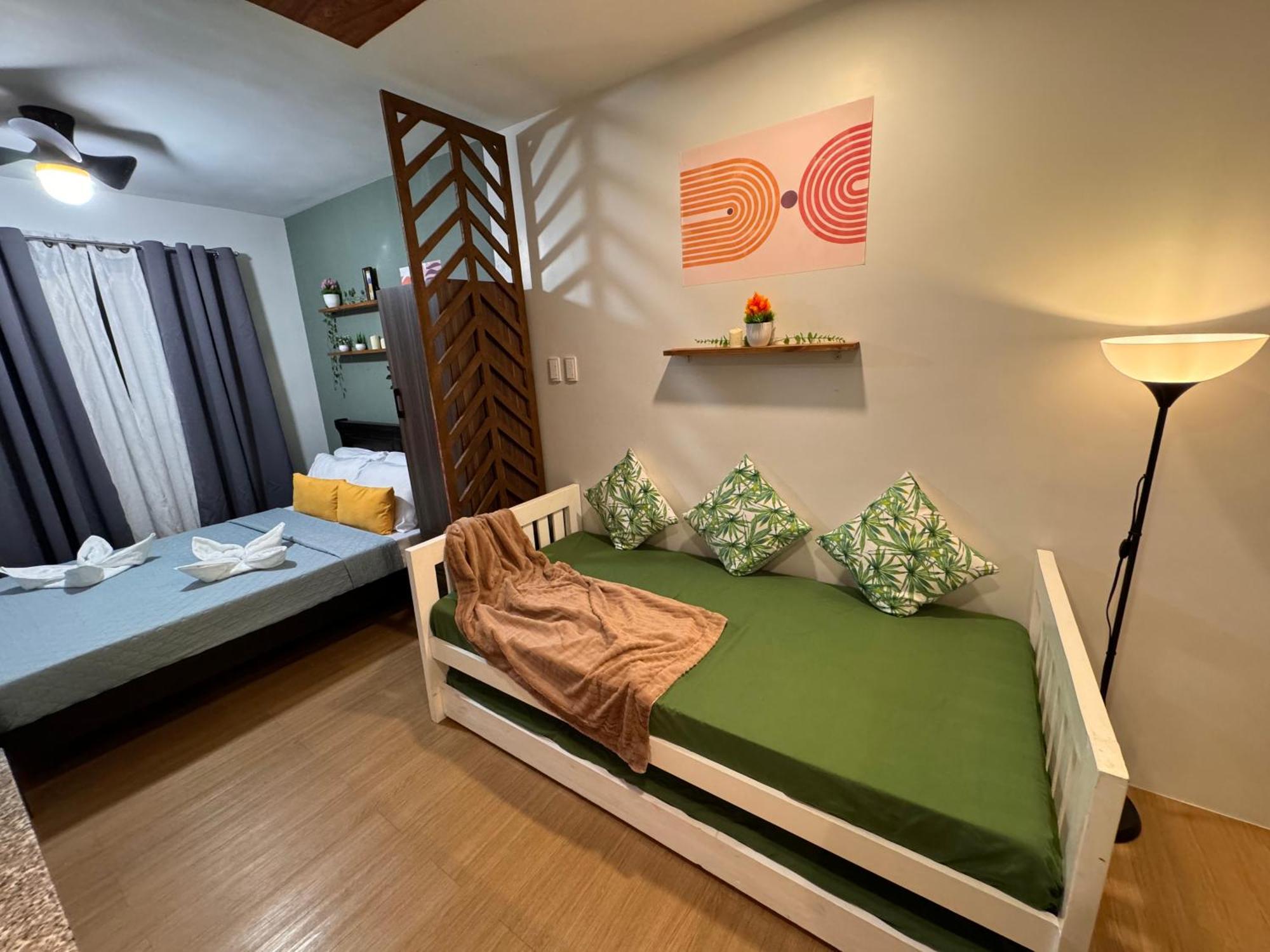 Cozyvilla At Pine Suites Tagaytay 2Br Or Studio With Free Parking 2Br In Basement Parking And Studio In Offsite Parking Tagaytay City Eksteriør bilde