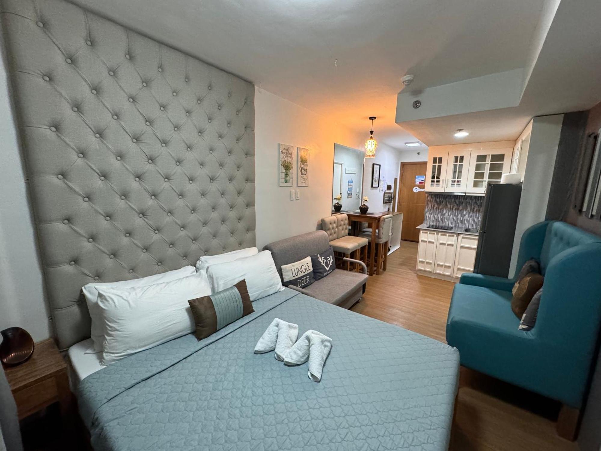 Cozyvilla At Pine Suites Tagaytay 2Br Or Studio With Free Parking 2Br In Basement Parking And Studio In Offsite Parking Tagaytay City Eksteriør bilde