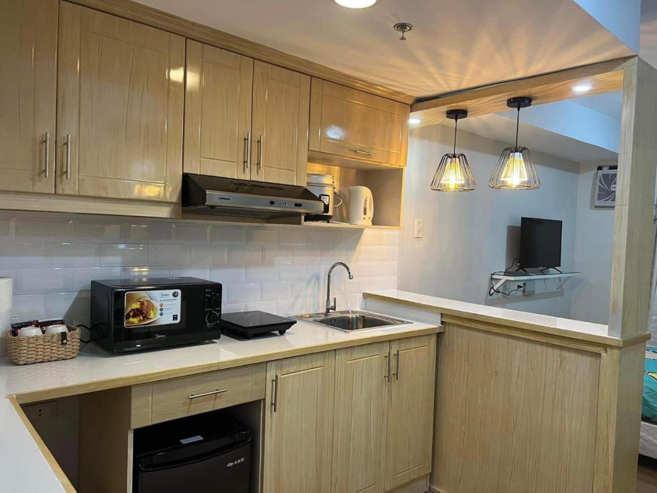 Cozyvilla At Pine Suites Tagaytay 2Br Or Studio With Free Parking 2Br In Basement Parking And Studio In Offsite Parking Tagaytay City Eksteriør bilde