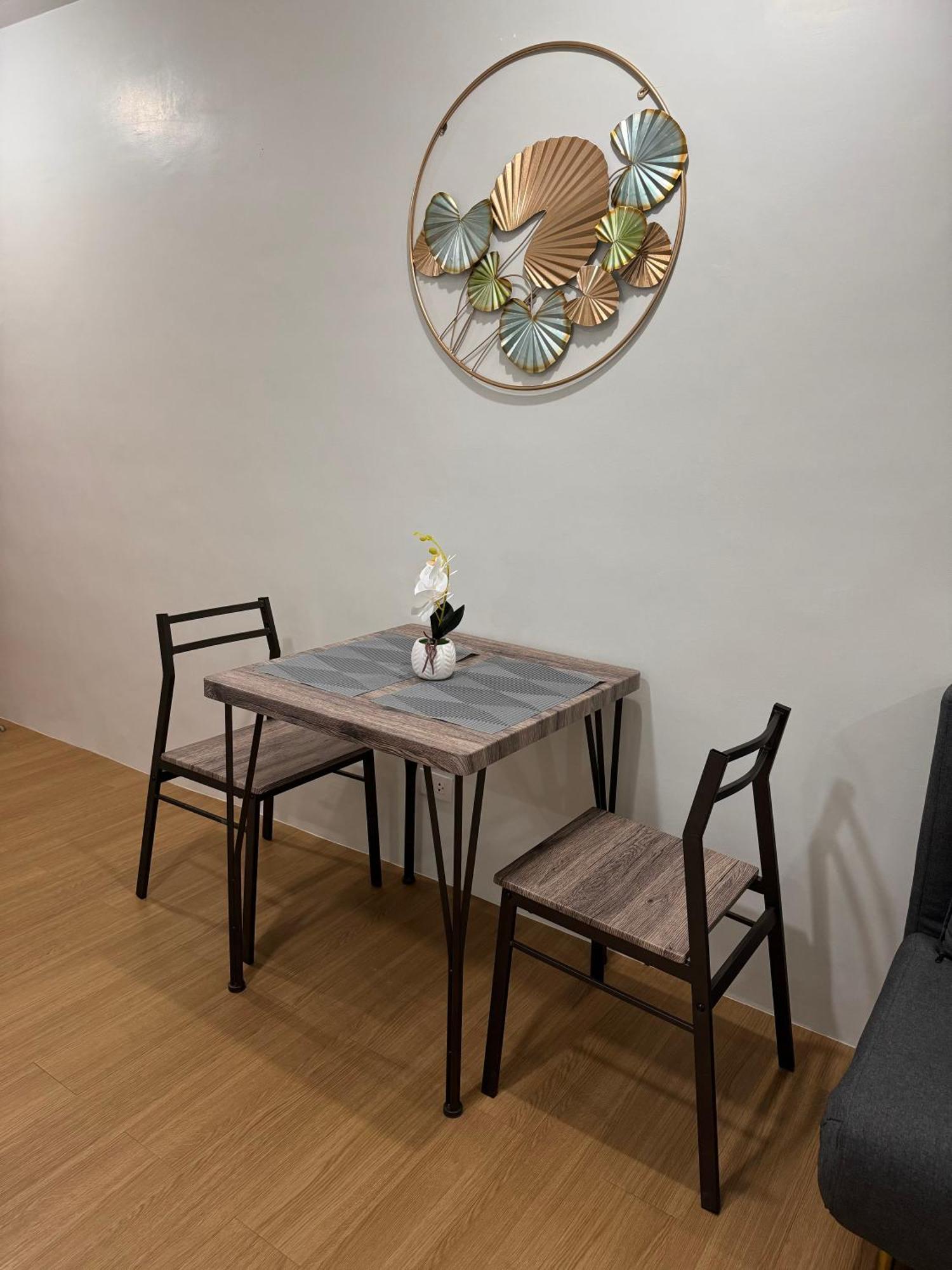 Cozyvilla At Pine Suites Tagaytay 2Br Or Studio With Free Parking 2Br In Basement Parking And Studio In Offsite Parking Tagaytay City Eksteriør bilde
