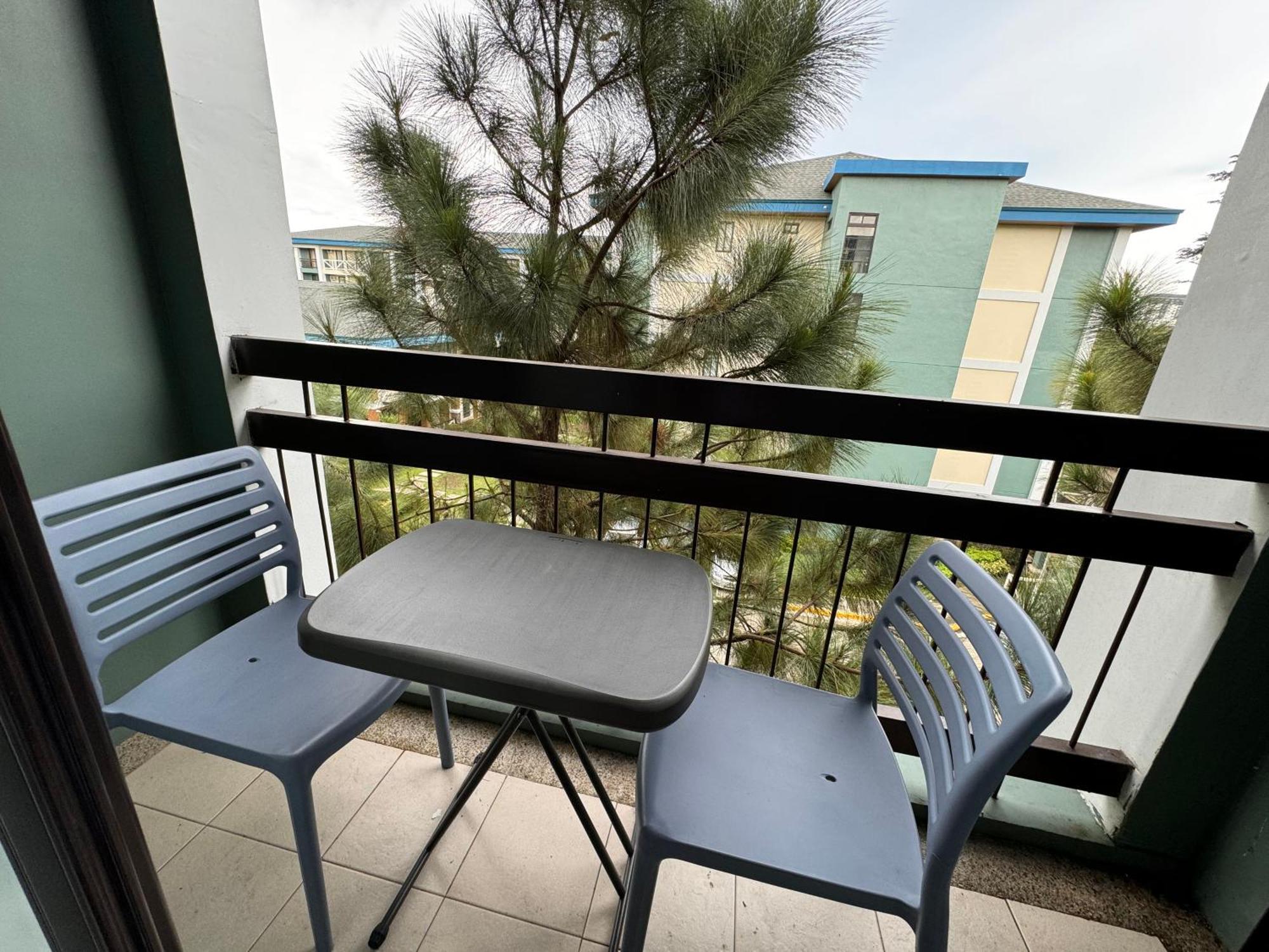 Cozyvilla At Pine Suites Tagaytay 2Br Or Studio With Free Parking 2Br In Basement Parking And Studio In Offsite Parking Tagaytay City Eksteriør bilde